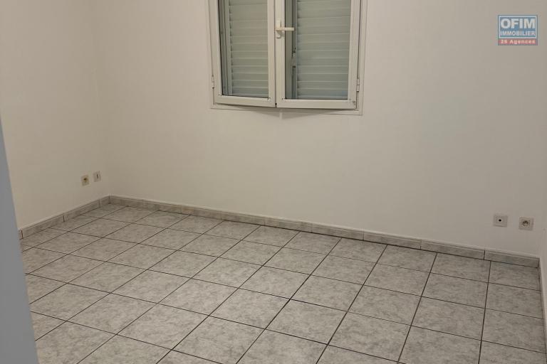 A louer jolie villa F4/5 dans lotissement résidentiel en centre ville de Bras-Panon