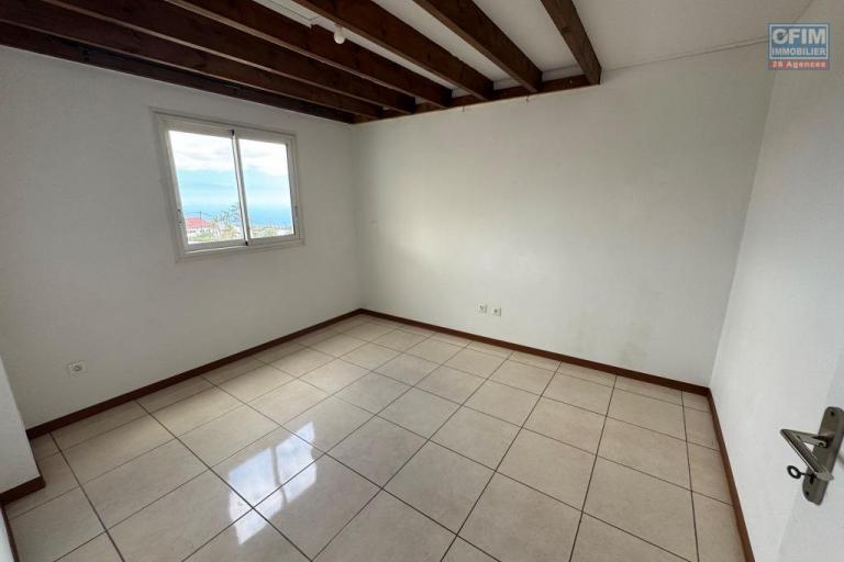 A louer charmante villa de type F4 Piton Hyacinthe la Plaine des Cafres