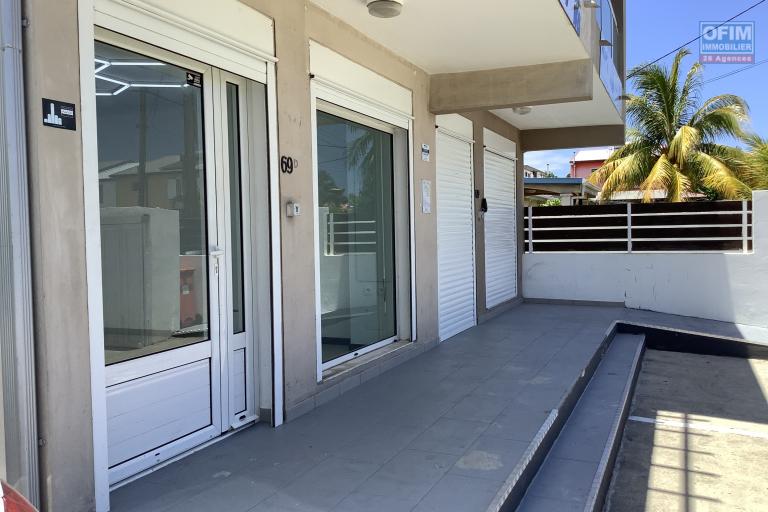 a louer très beau local a la riviere saint louis