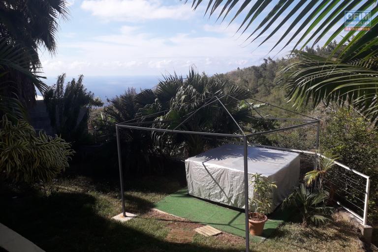 A louer grande et belle villa F6 sur les hauteurs de la Possession