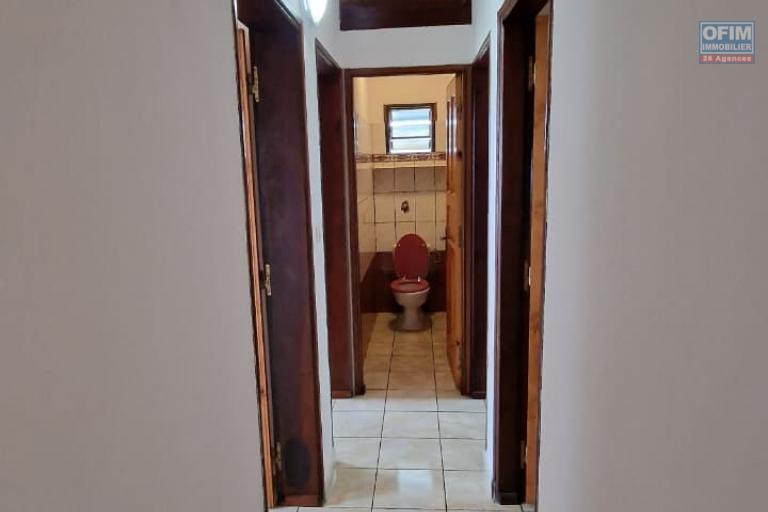 A LOUER : Maison F4 avec vue mer et montagne.