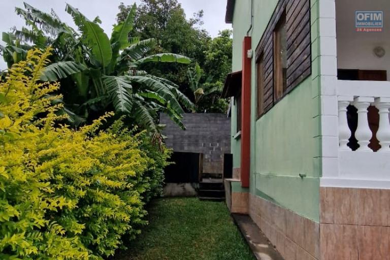A LOUER : Maison F4 avec vue mer et montagne.