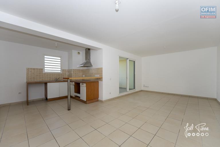 A louer appartement F2 au R+3 à Saint-André