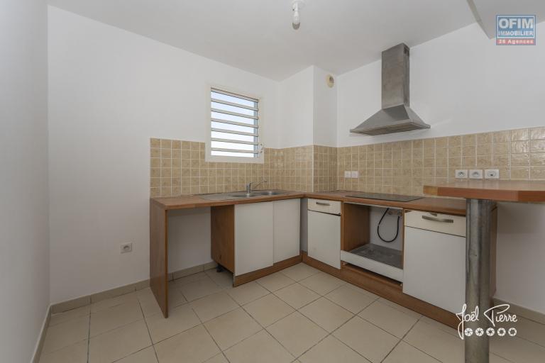 A louer appartement F2 au R+3 à Saint-André