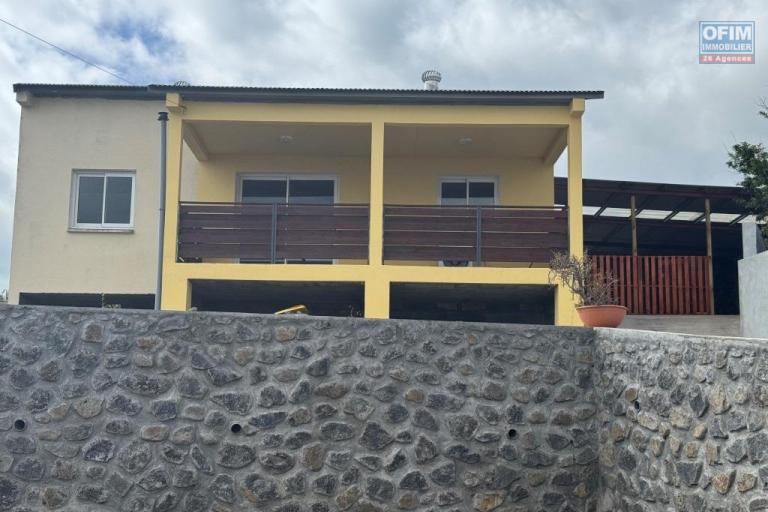 A louer jolie villa de type F4 Piton Hyacinthe la Plaine des Cafres