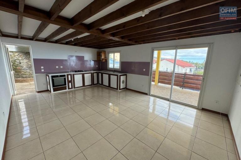 A louer jolie villa de type F4 Piton Hyacinthe la Plaine des Cafres