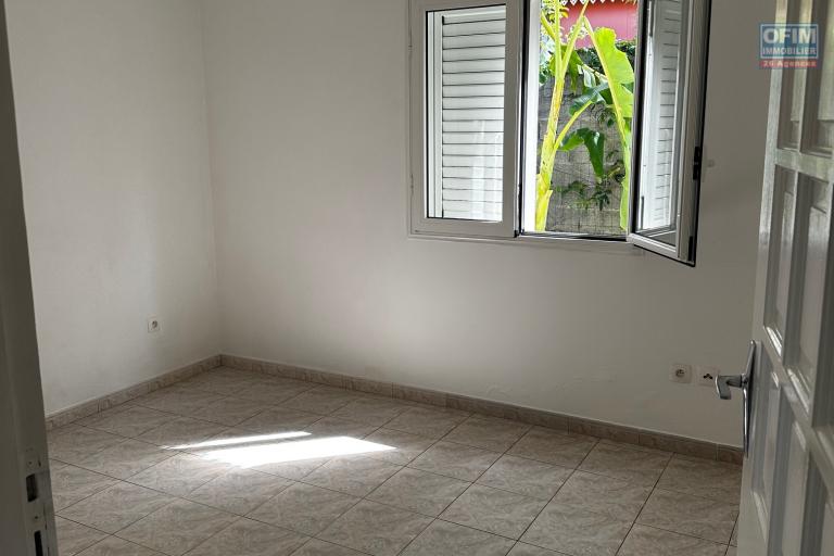 A louer jolie villa de type F4 dans lotissement résidentiel