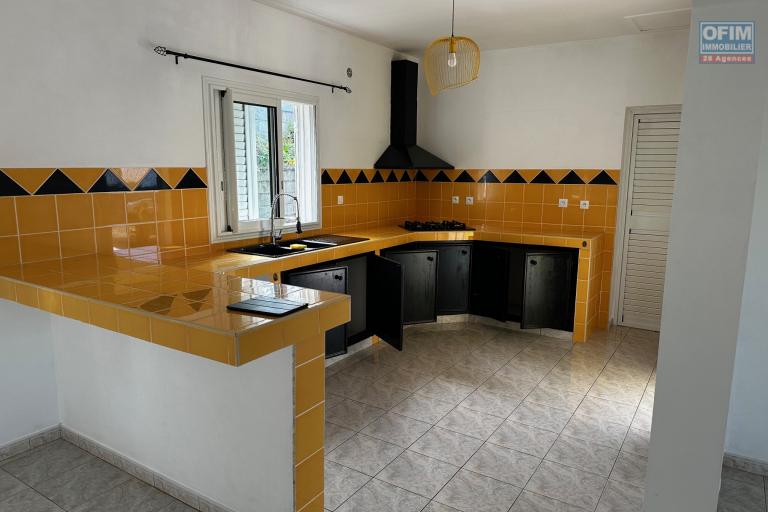 A louer jolie villa de type F4 dans lotissement résidentiel