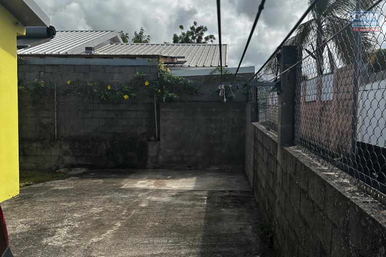 A louer jolie villa de type F4 dans lotissement résidentiel