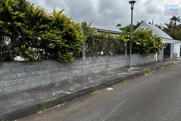 A louer jolie villa de type F4 dans lotissement résidentiel