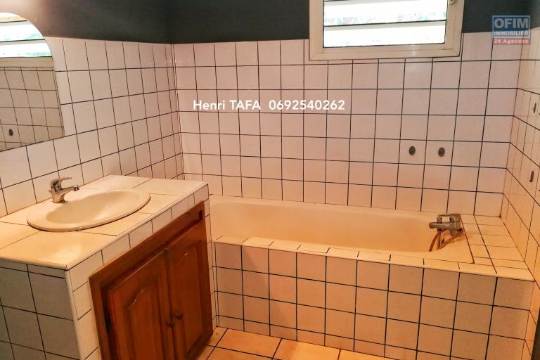 Maison F4 à étage de 74 m2