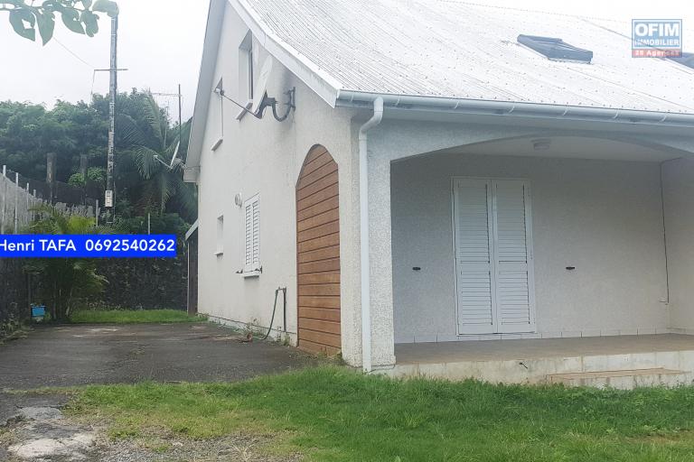 Maison F4 à étage de 74 m2