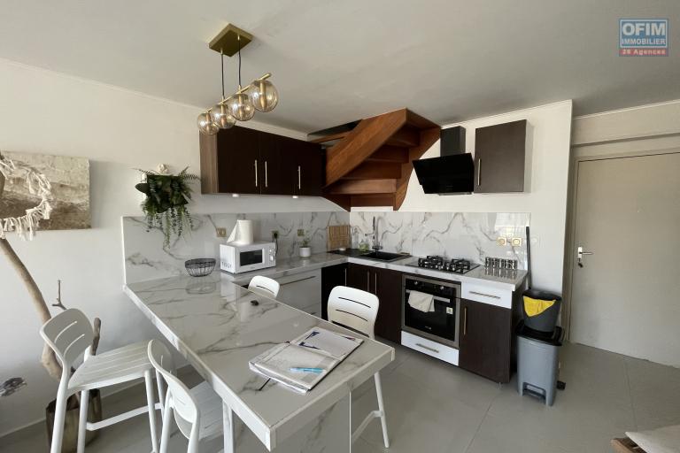  À Vendre – Appartement T2 Duplex à La Saline les Bains (97434)