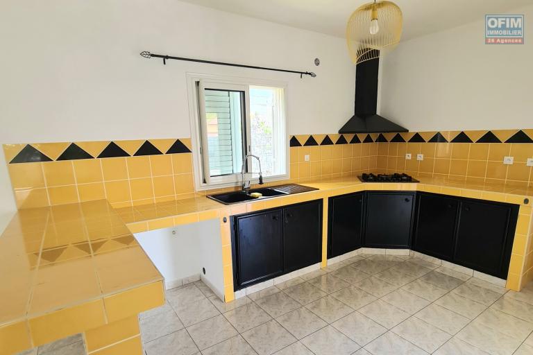 GRANDE MAISON DE 110 M2, AVEC 3 CHAMBRES, JARDIN, TERRASSE