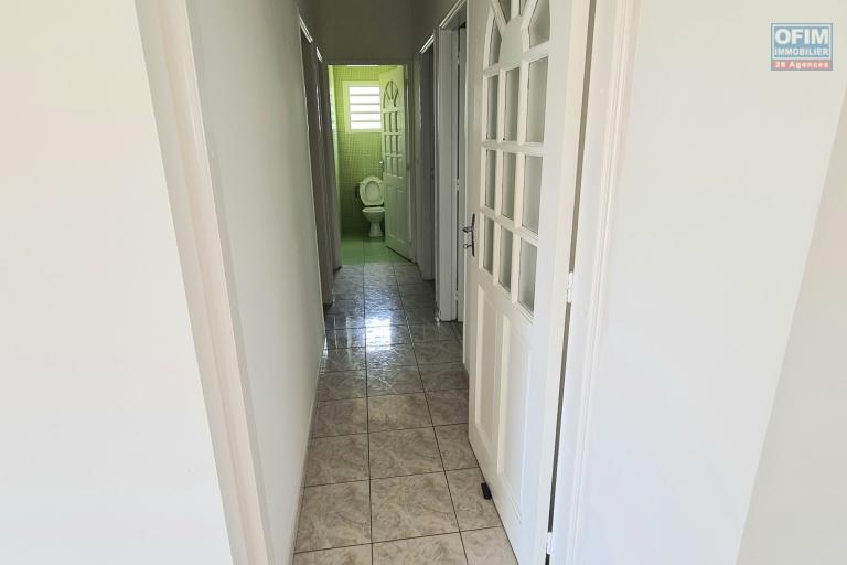 GRANDE MAISON DE 110 M2, AVEC 3 CHAMBRES, JARDIN, TERRASSE