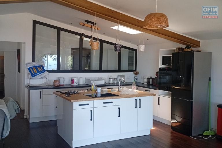 Villa F5 avec vue imprenable sur la mer