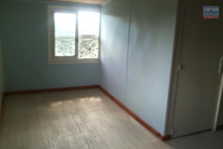 PETITE MAISON AVEC 2 CHAMBRES, JARDIN