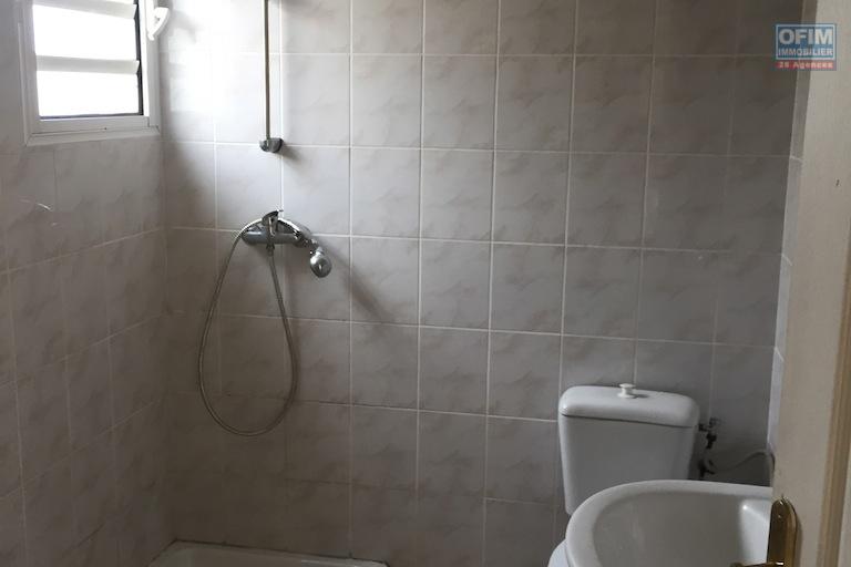 PETITE MAISON AVEC 2 CHAMBRES, JARDIN