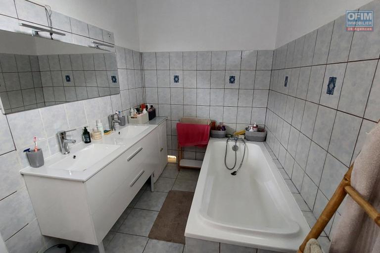 Maison 3 chambres + extension / jardin piscinable