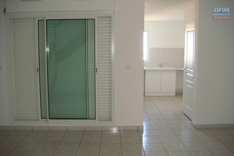 A vendre T3 duplex dans la résidence les huppes de bourbon à La Montagne