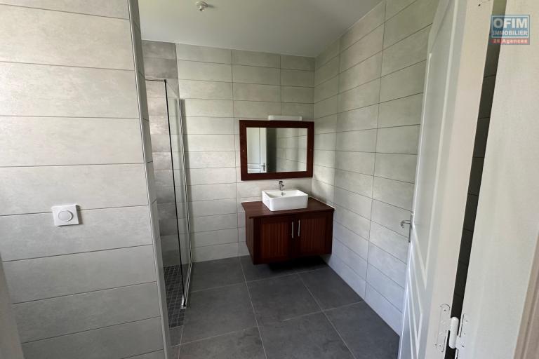 A louer jolie villa neuve Jumelée de type T4 à proximité immédiat du centre ville de Bras-Panon