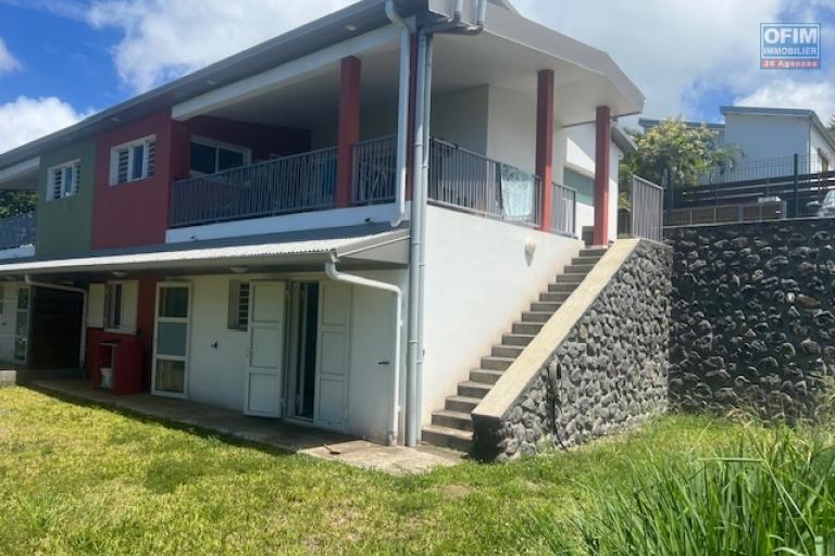 A louer jolie villa de type F3 mitoyenne dans impasse avec une belle vue Océan