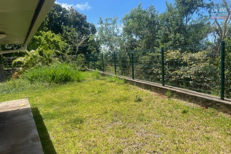 A louer jolie villa de type F3 mitoyenne dans impasse avec une belle vue Océan