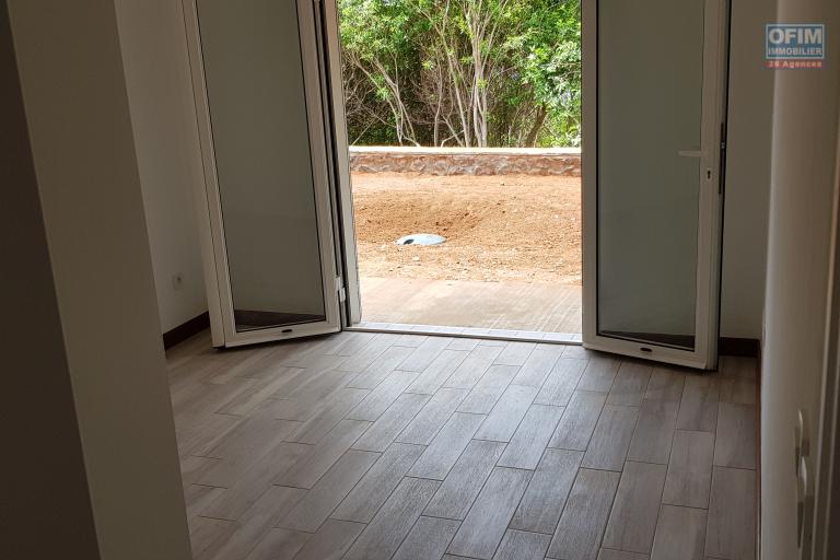 A louer jolie villa de type F3 mitoyenne dans impasse avec une belle vue Océan