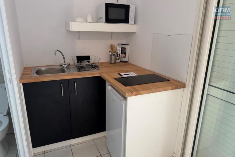 A louer studio MEUBLE neufs proche de l'université au Tampon