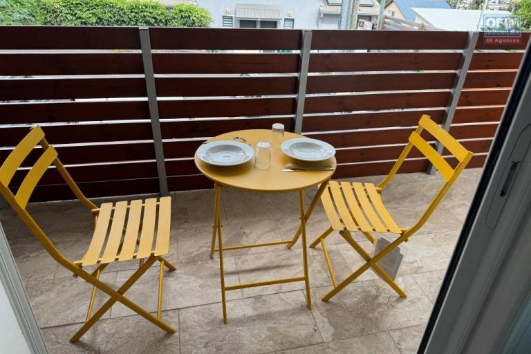 A louer studio MEUBLE neufs proche de l'université au Tampon