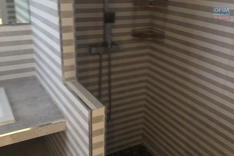 A LOUER : MAISON F4 à Sainte Marie