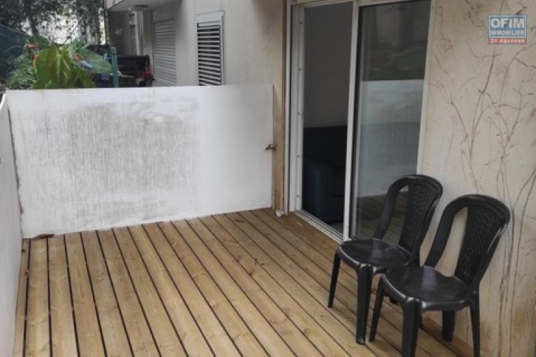 A vendre T2 en RDJ dans la residence Clipperton plein centre de La Montagne,