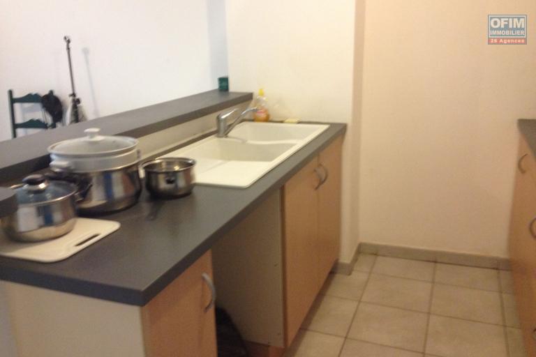 A vendre T2 en RDJ dans la residence Clipperton plein centre de La Montagne,