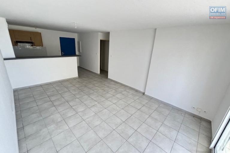 A vendre T2 en RDJ dans la residence Clipperton plein centre de La Montagne,