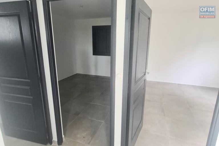 MAISON NEUVE AVEC 2 CHAMBRES, CUISINE ÉQUIPÉE, SITUÉE SUR COMMUNE CARRON/ STE SUZANNE