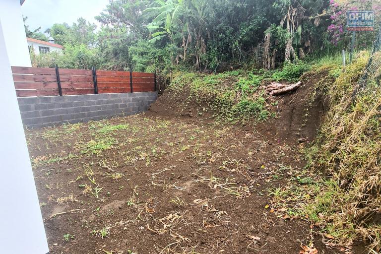 MAISON NEUVE AVEC 2 CHAMBRES, CUISINE ÉQUIPÉE, SITUÉE SUR COMMUNE CARRON/ STE SUZANNE