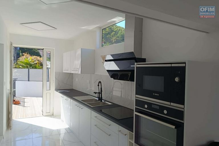 Charmante maison F3/4 entièrement rénovée à deux pas des sentiers de randonnée  à  l'Entre deux