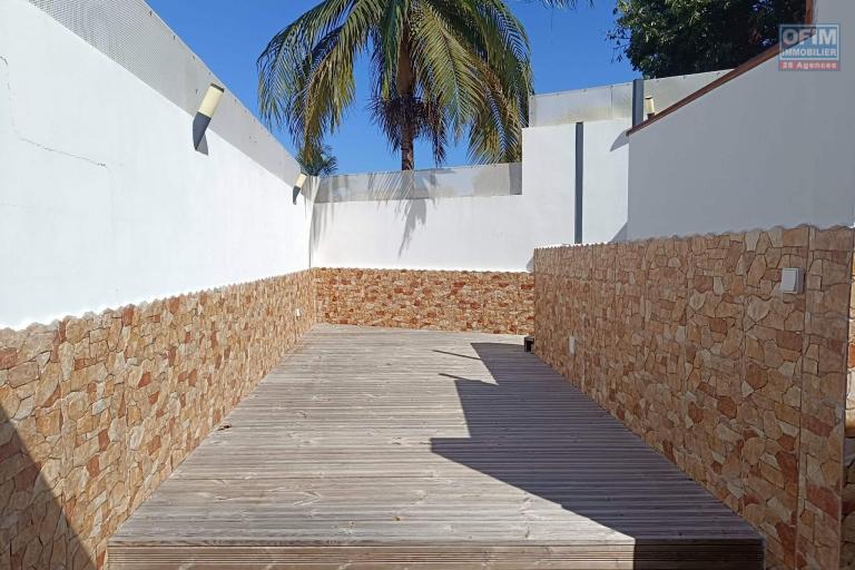 Charmante maison F3/4 entièrement rénovée à deux pas des sentiers de randonnée  à  l'Entre deux