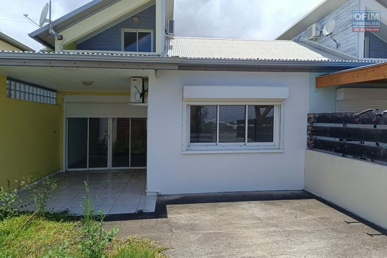 Villa T4 en duplex &ndash; 93 m&sup2; &ndash; Ligne des Bambous