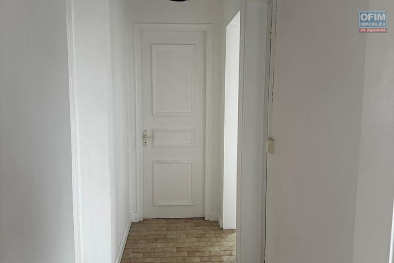 A louer Appt F2 de 45,96 m² à proximité direct du centre ville de Saint-André