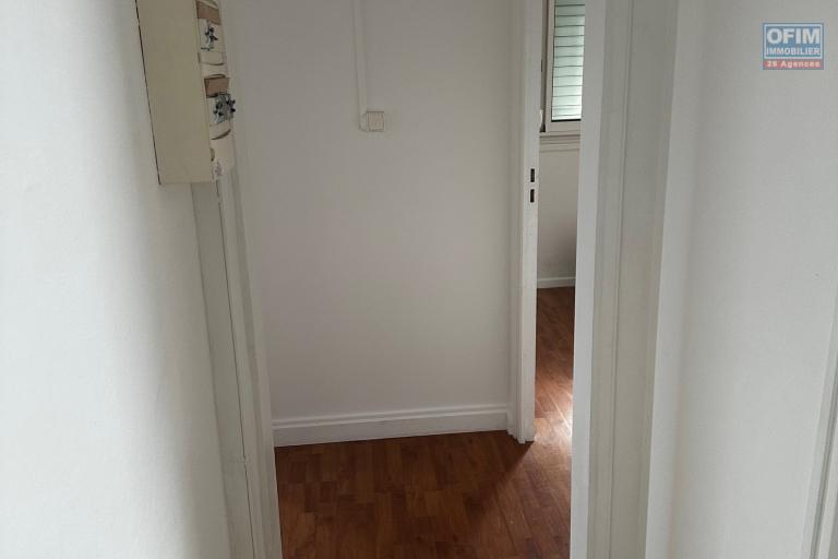 a louer appartement F3 de 64,87 m² à proximité du centre ville de Saint-André