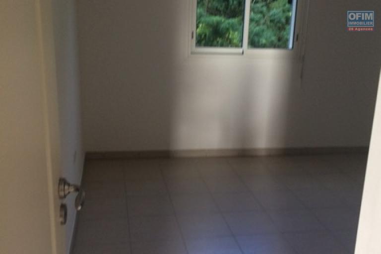 A vendre T2 dans la residence cooquelicot 3 chemin Finette &agrave; STE CLOTILDE