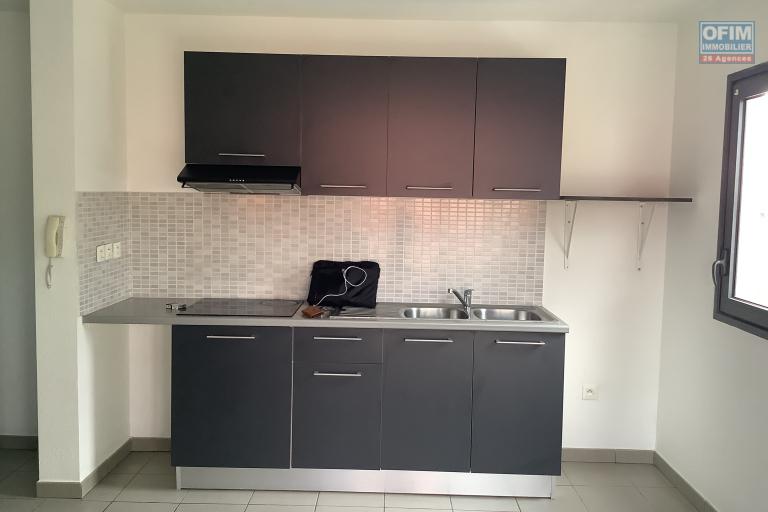 A louer  Appartement T2 a la riviere saint louis