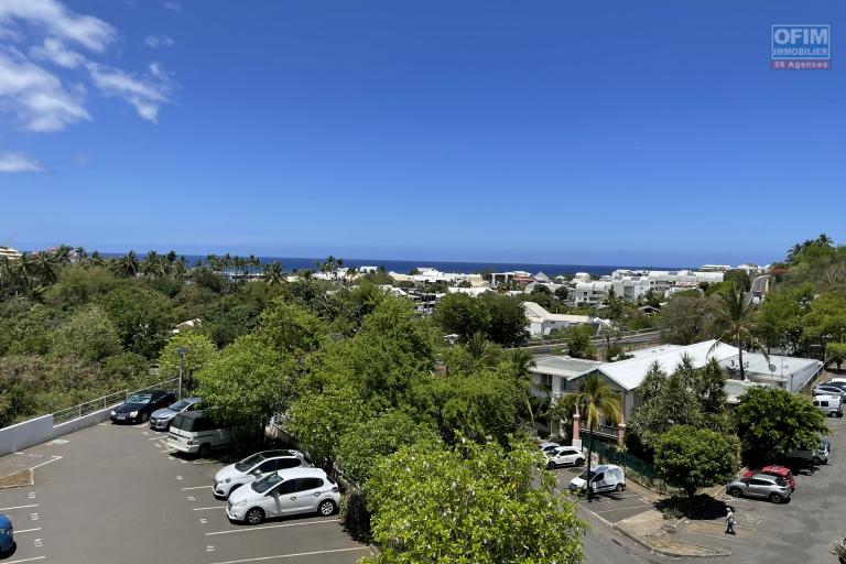  &Agrave; Vendre &ndash; Ensemble immobilier T2 + garage am&eacute;nag&eacute; en T2  &agrave; Saint Gilles les Bains (97434)