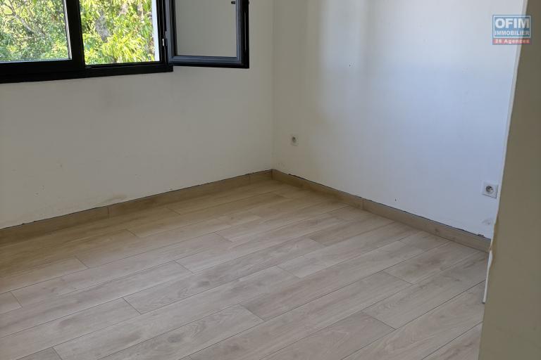 A louer appartement semi-meubl&eacute; secteur domenjod (proche technopole)