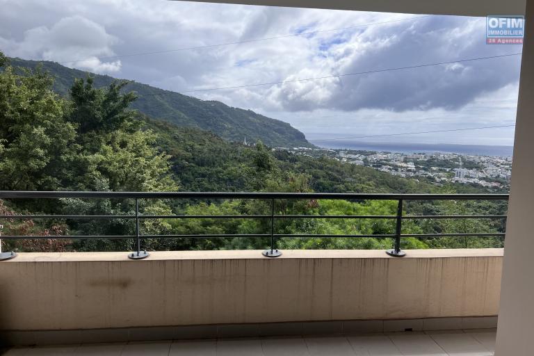 A louer sur saint denis appartement type T2