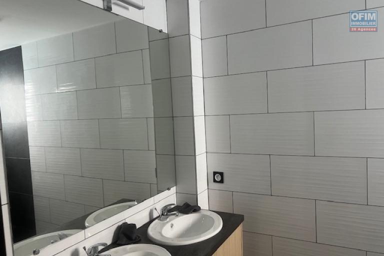 A Louer appartement de type T3 neuf dans une résidence sécurisée proche centre ville de L'ETANG SALE LES HAUTS