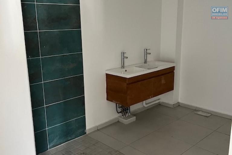 APPARTEMENT A VENDRE F3 - salle de bain