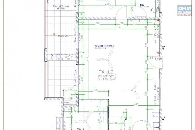A VENDRE APPARTEMENT F4 DE 133.18 M2 AU CENTRE VILLE DE SAINT DENIS - APPARTEMENT T4 RDC