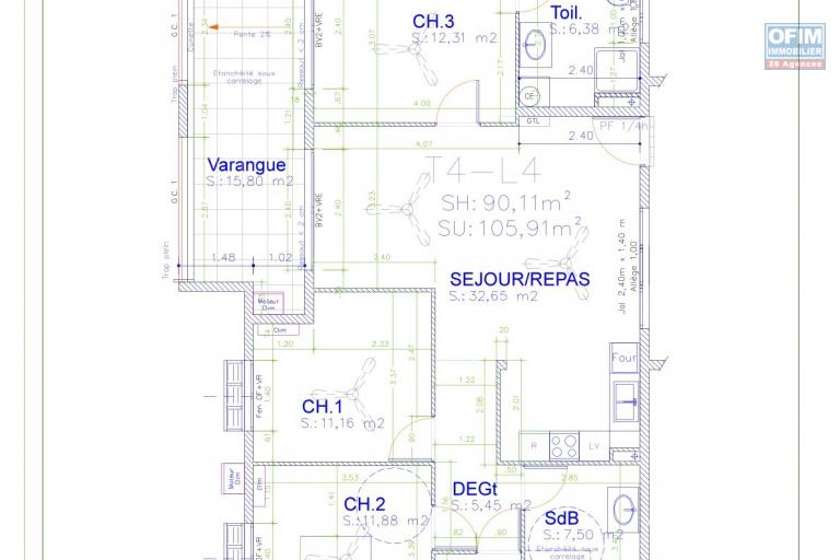 A VENDRE APPARTEMENT F4 DE 101.65 M2  AU CENTRE VILLE DE  SAINT DENIS - APPARTEMENT